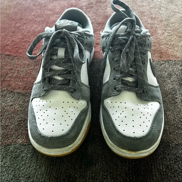 New - Nike Dunk Low Smoke Grey Gum Sole Sneakers - Sz 6.5 - Picture 2 of 7